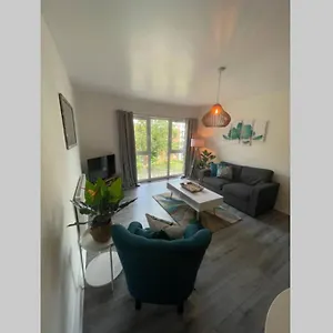 https://the-lock-keeper-by-mia-living.cardiffhotelswales.com